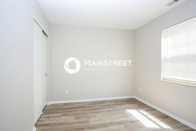 Building Photo - 2347 Bridlewood Blvd
