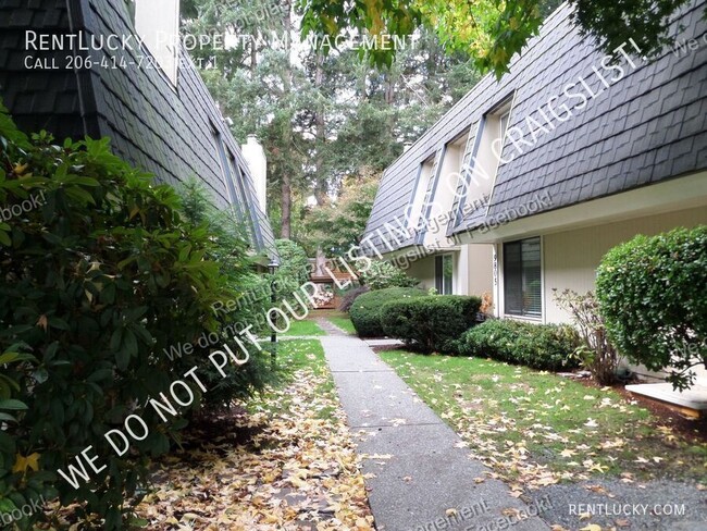 Primary Photo - Super-Cute Updated 2-Bedroom Condo in Love...