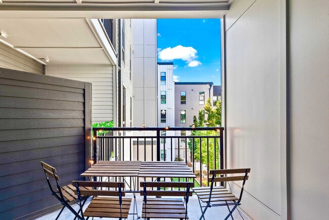 Building Photo - 455 14th St NW