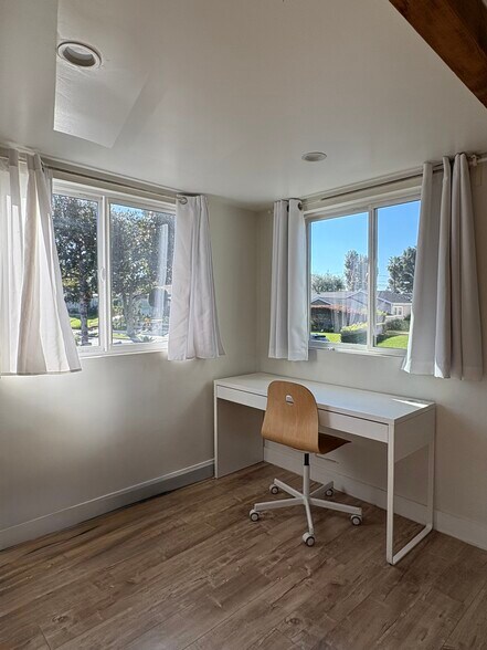 Building Photo - 5775 W 74th St