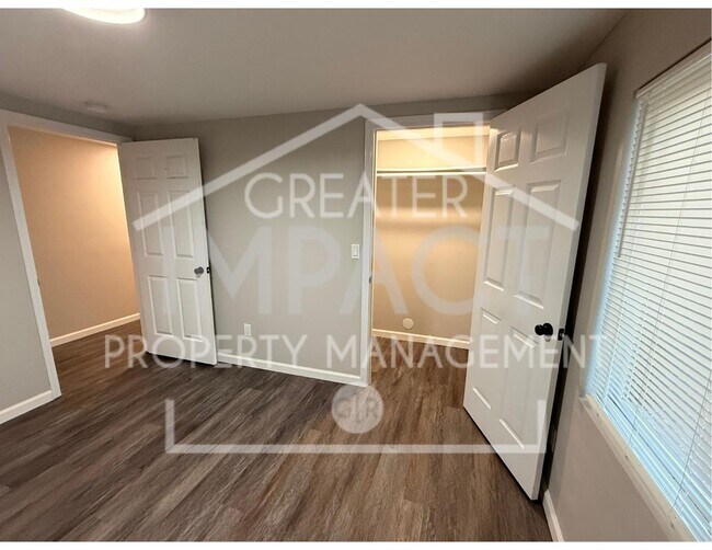 Building Photo - 2506 Legion Dr