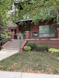 Building Photo - 4521 Wornall Rd