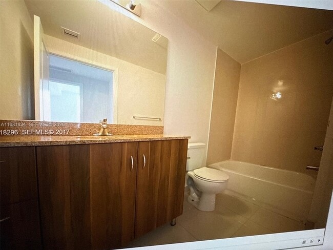 Building Photo - 601 NE 23rd St