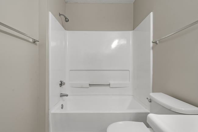 Building Photo - 2431 Hill St