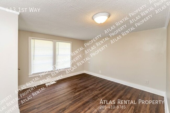 Building Photo - 413 1st Way