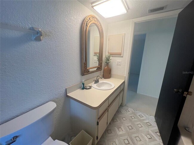 Building Photo - 21212 Burkhart Dr