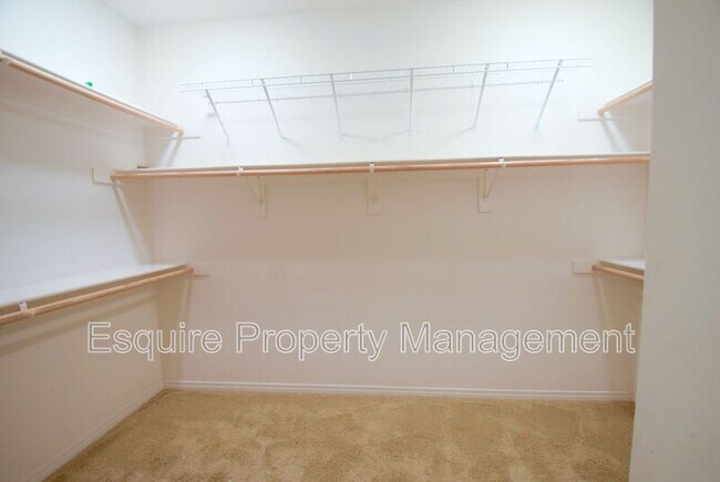 Building Photo - 4072 Farralon Way