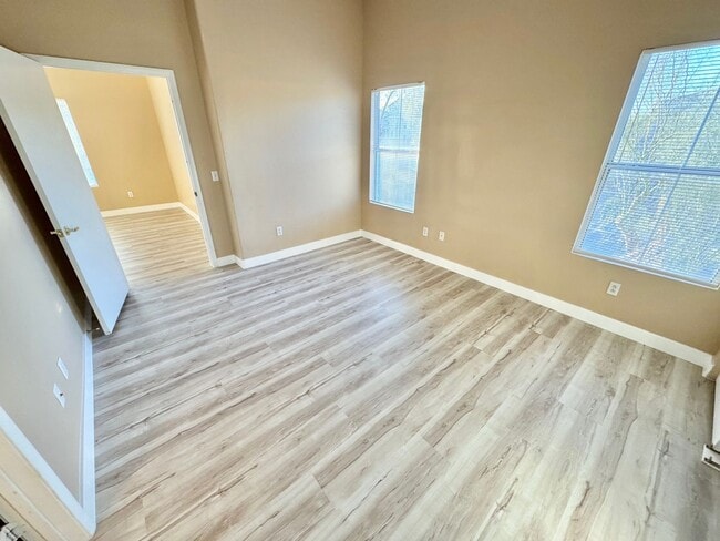 Building Photo - Welcoming 2 Bedroom home with private balcony located in South Las Vegas Community