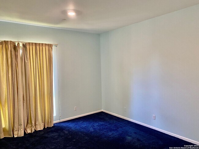 Building Photo - 7887 Broadway-