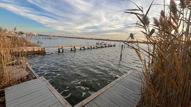 Building Photo - The Beautiful Captree Island