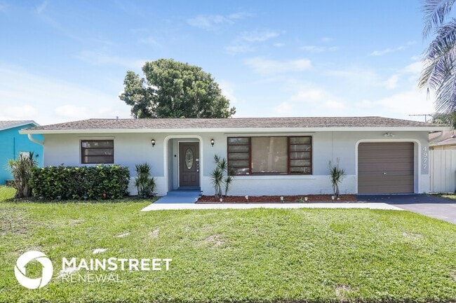 Building Photo - 4977 SW 11th Pl