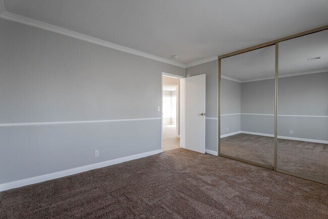 Building Photo - 5055 Stormy Cir