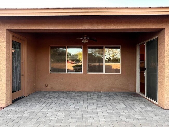 Building Photo - 1133 E Buckingham Ave