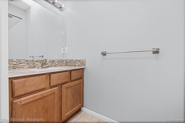 Building Photo - 3848 Cherry Creek Ln