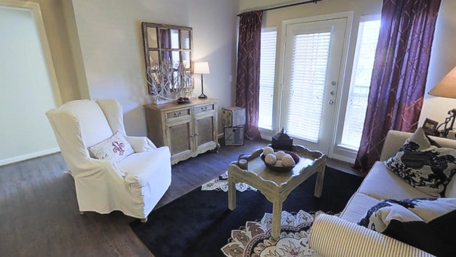 The Park At Memorial Apartment Homes Home Facebook