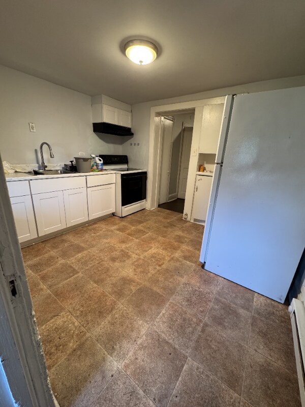 Building Photo - 71 S 6th Ave