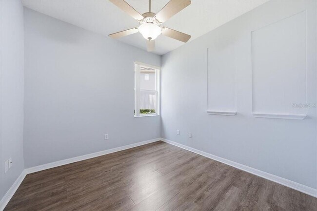 Building Photo - 9508 W Park Village Dr