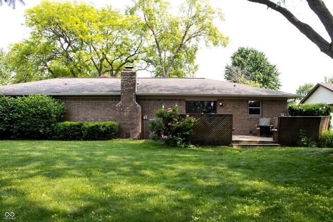 Building Photo - 6723 Balmoral Rd