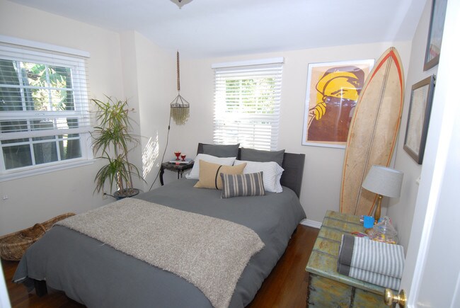 Building Photo - 11919 Tennessee Pl