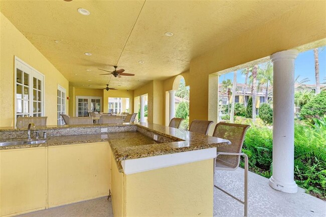 Building Photo - 5459 Bentgrass Dr