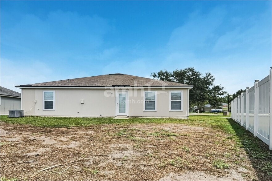 Building Photo - 8612 Tristan Drive