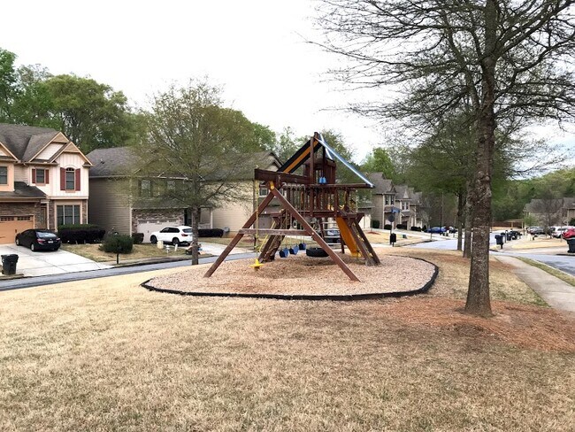Building Photo - 2790 Gower Way