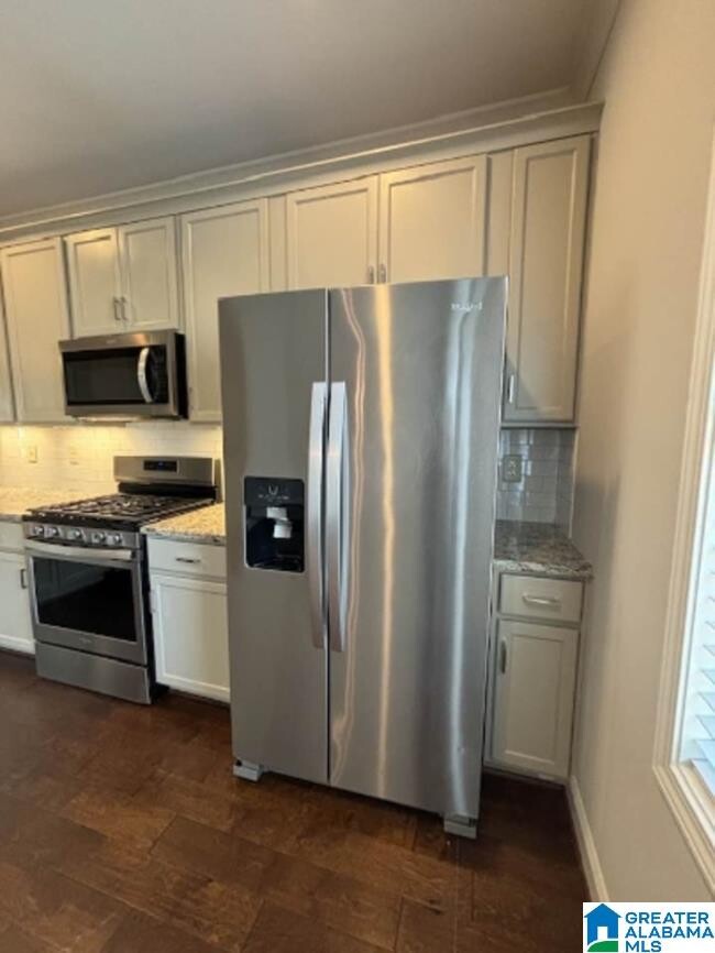 Building Photo - 950 Lennox Blvd