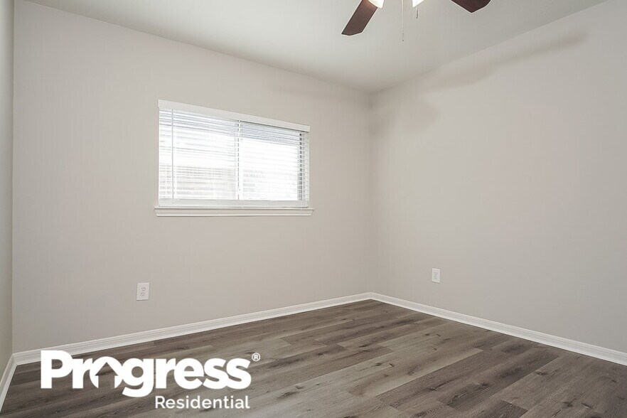 Building Photo - 3943 Teal Vista Ct