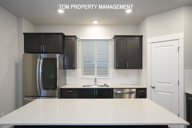 Building Photo - 18818-18813 13th Ave W