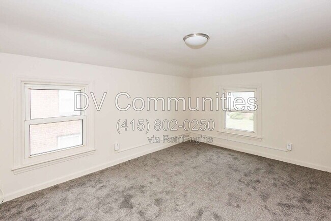 Building Photo - 18412 Waterbury Ave