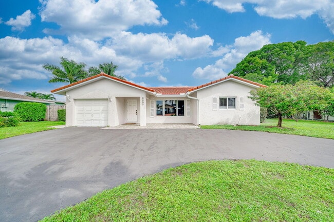 Building Photo - 9603 NW 67th Ct