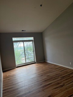 Building Photo - 71 Hunt Club Dr