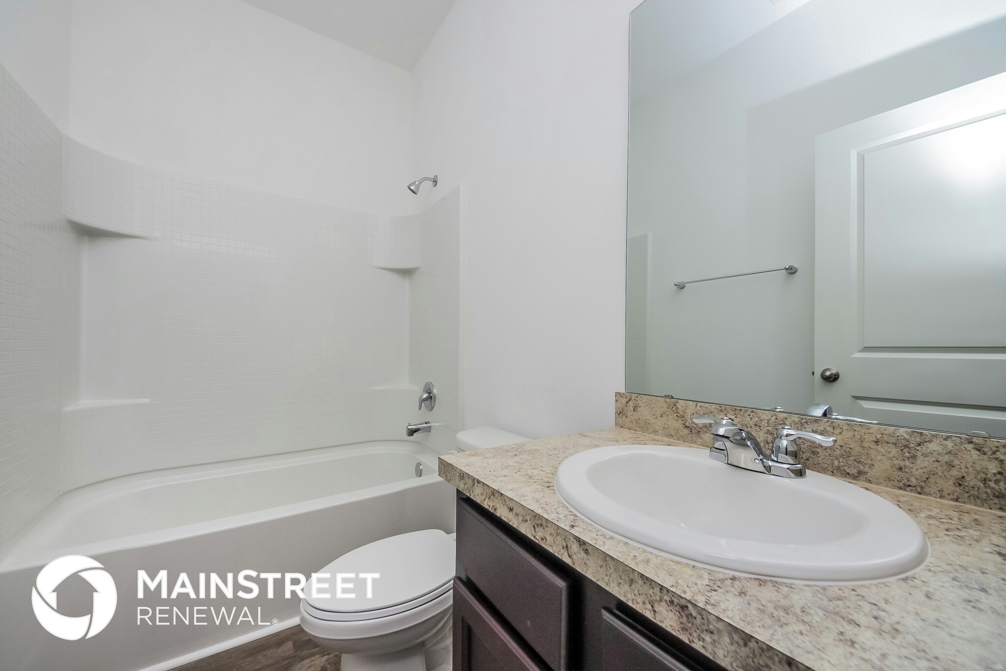 Building Photo - 104 Hidden Lk Lp