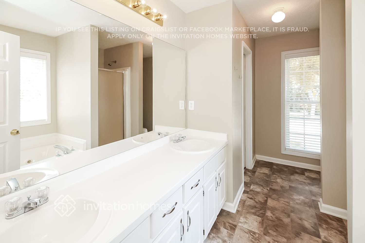 Building Photo - 48 Fenwick Ct