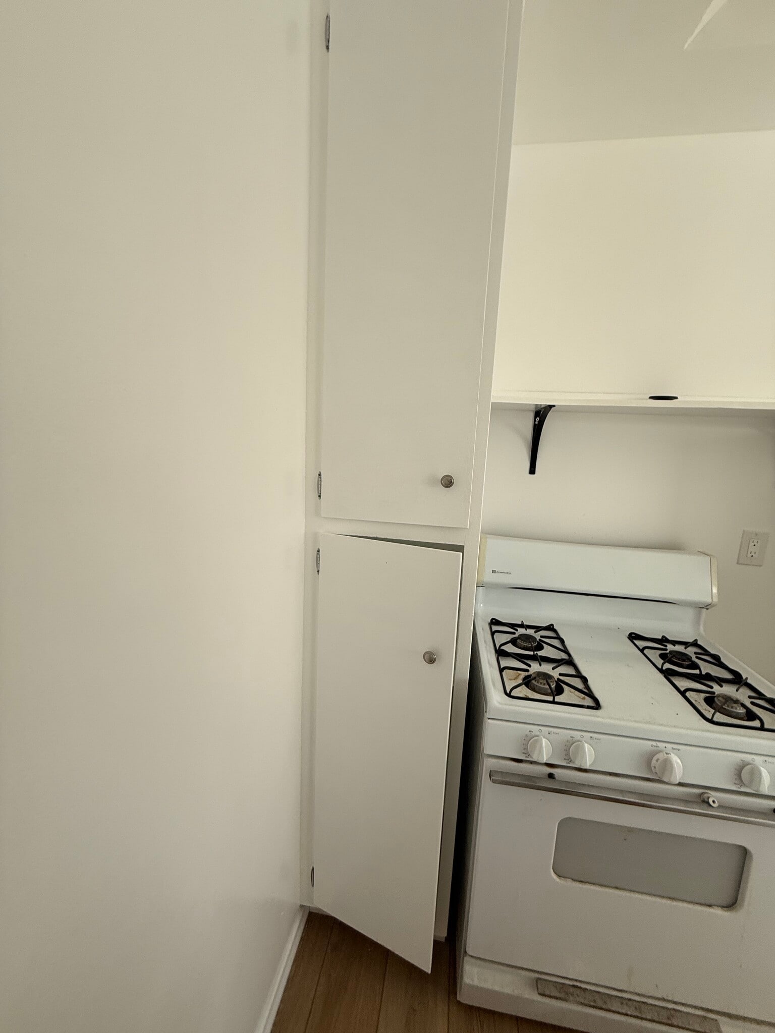 Building Photo - 3632 Greenfield Ave