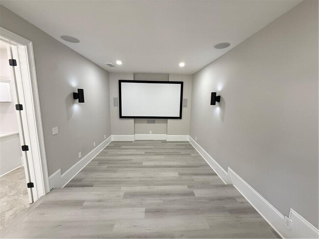 Building Photo - 1660 Briergate Dr