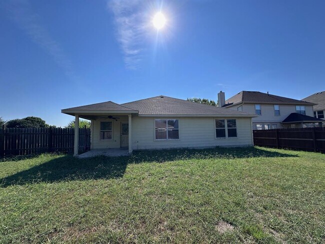 Building Photo - 12720 Waynespur Ln