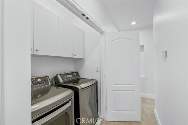 Building Photo - 14 Talmont
