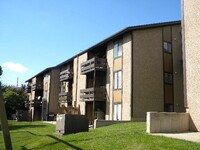 Building Photo - Yokshire Condos