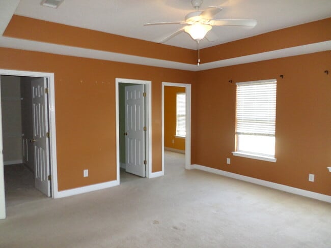 Building Photo - 400 Conley Dr