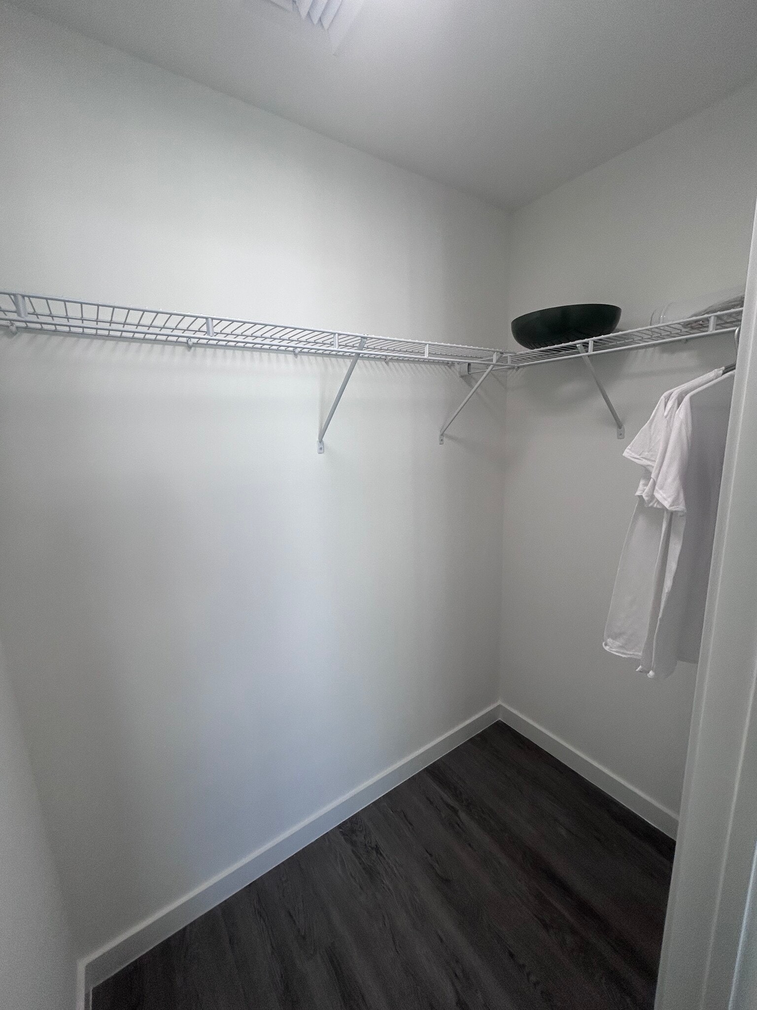 Building Photo - 1940 NW 2nd Ct