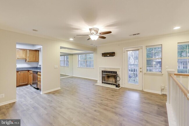 Building Photo - 5801 Inman Park Cir