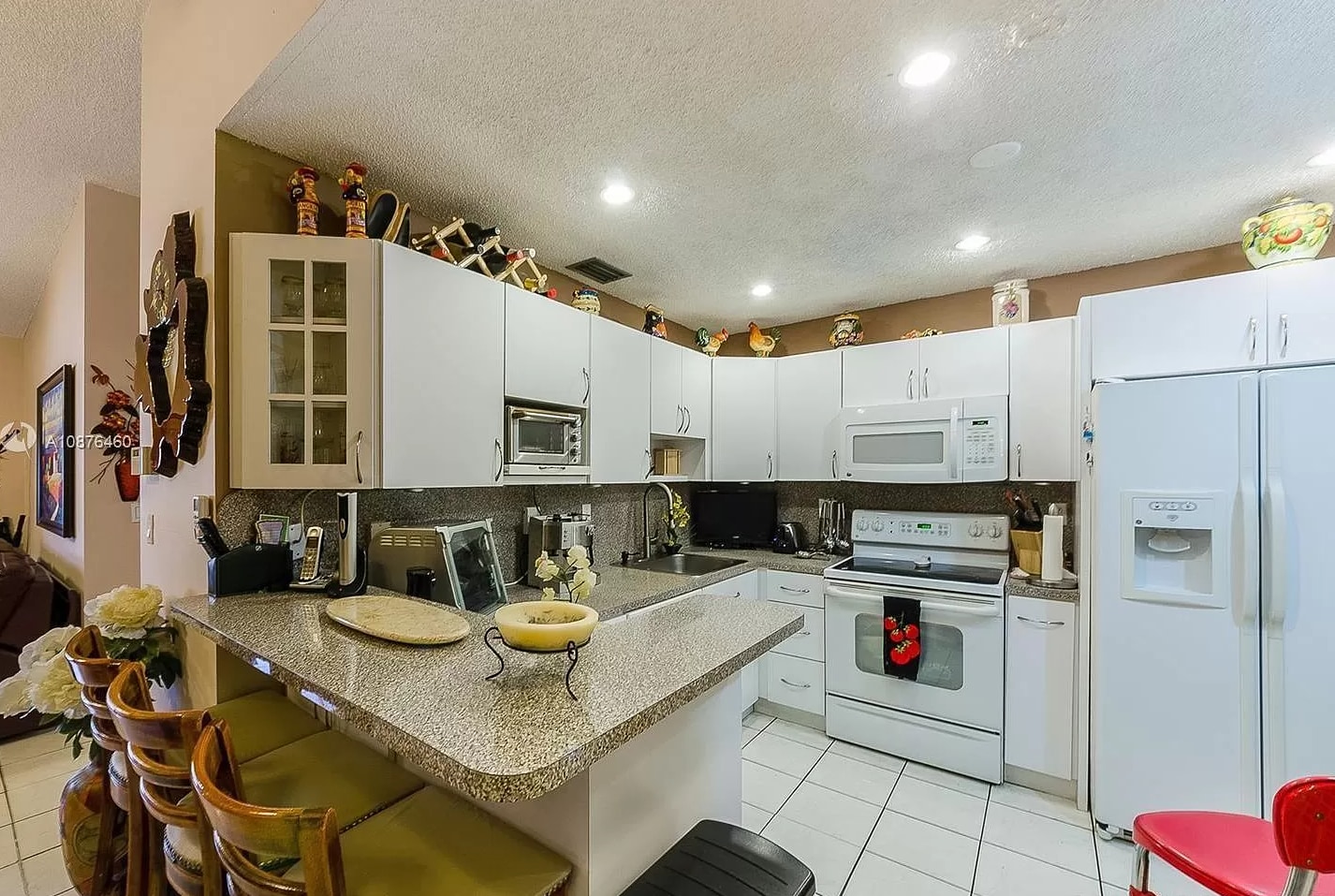 Kitchen - 7510 SW 153rd Plz