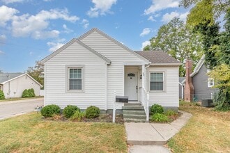 Building Photo - 2 Bed / 1 Bath House - Downtown Historic S...