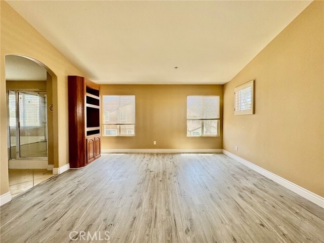 Building Photo - 6927 Tailwind Ln