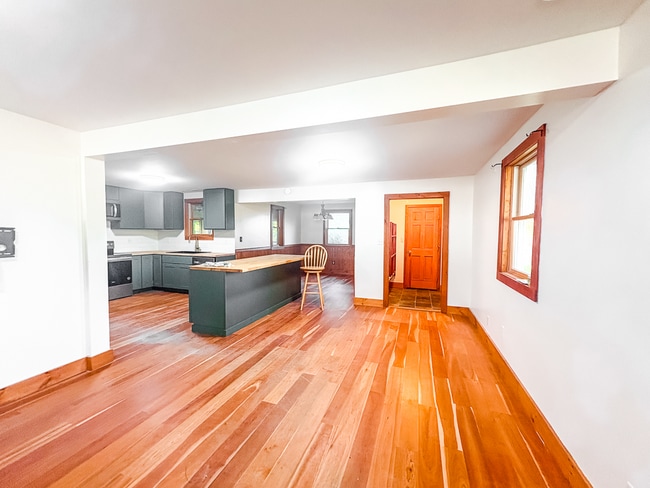 Building Photo - 175 Palmer Ct