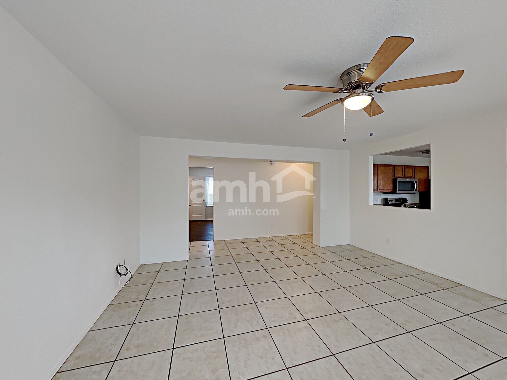 Building Photo - 10029 E Warm Sunny Pl