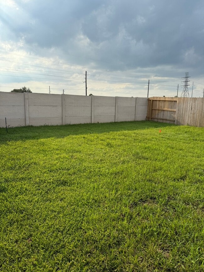 Building Photo - 6859 Flowering Ginger Ln