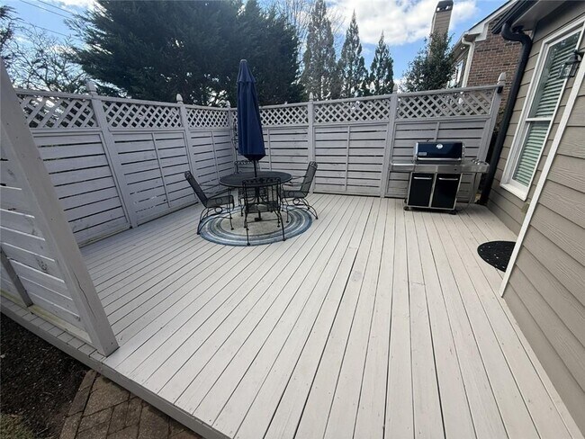 Building Photo - 1125 Walters Cir