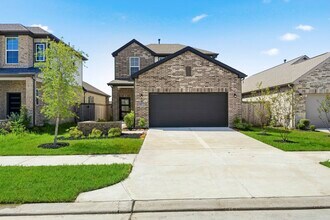 Building Photo - 21106 Armstrong County Dr